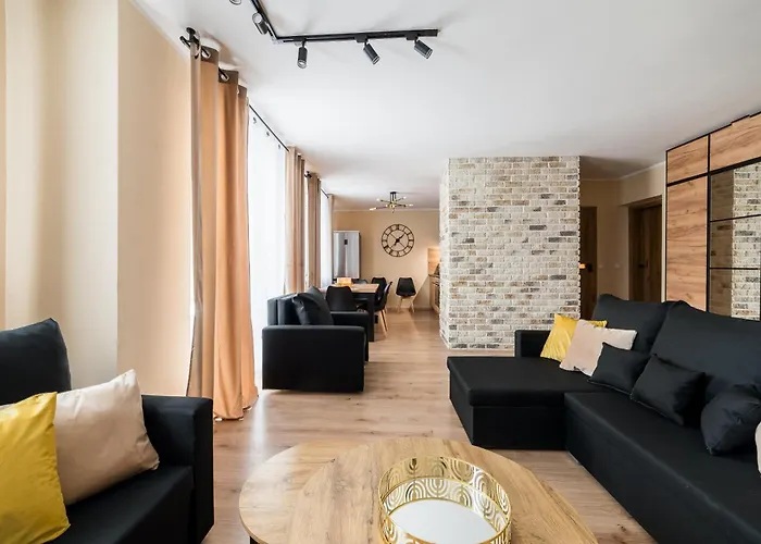 Uminskiego Spacious By Bookinghost Πόζναν