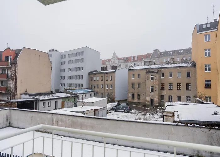 Uminskiego Spacious By Bookinghost