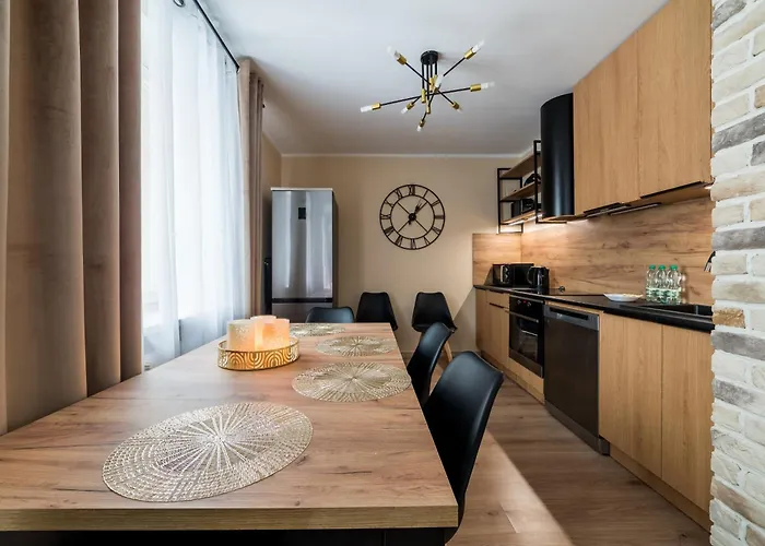 Uminskiego Spacious By Bookinghost Daire *